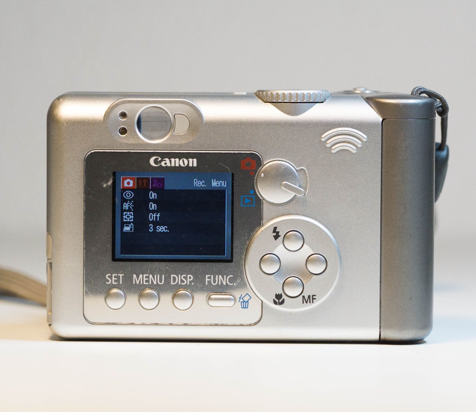 Canon Appareil photo: Canon PowerShot A70 3.0MP Digital Camera - Silver – D'occasion à Thörishaus par vintagger 3