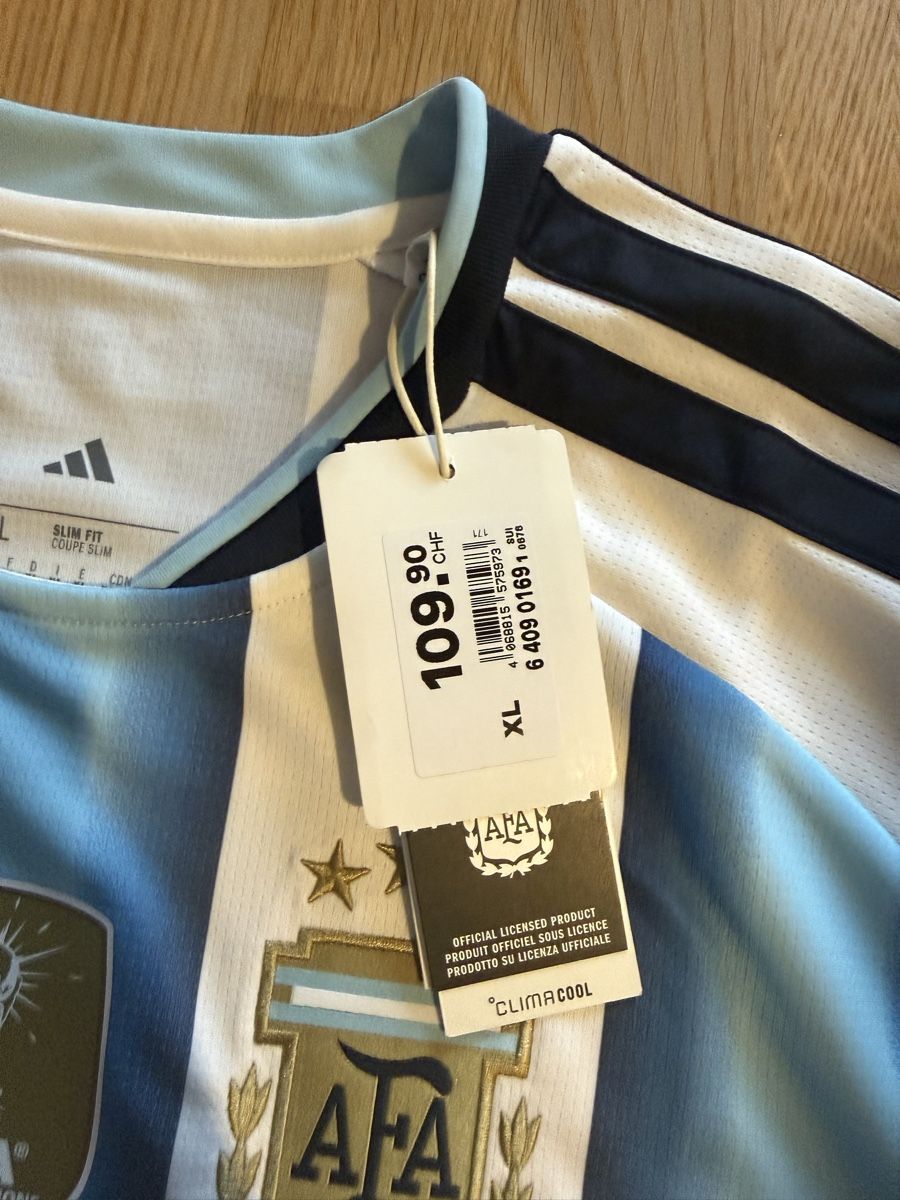 Adidas Maillots de corps & Pantalons: Originales Argentinien Trikot 2026 - Messi – Neuf avec emballage d'origine à Steinmaur par Naina 2