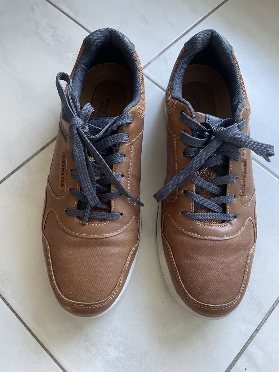 Scarpe da uomo: Herren Schuhe der Marke Mountain Beach, Grösse 41 – Usato da Wallisellen venduto da Charmant