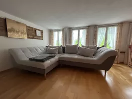 Schönes Ecksofa mit Auszug und Stauraum, Top Zustand!