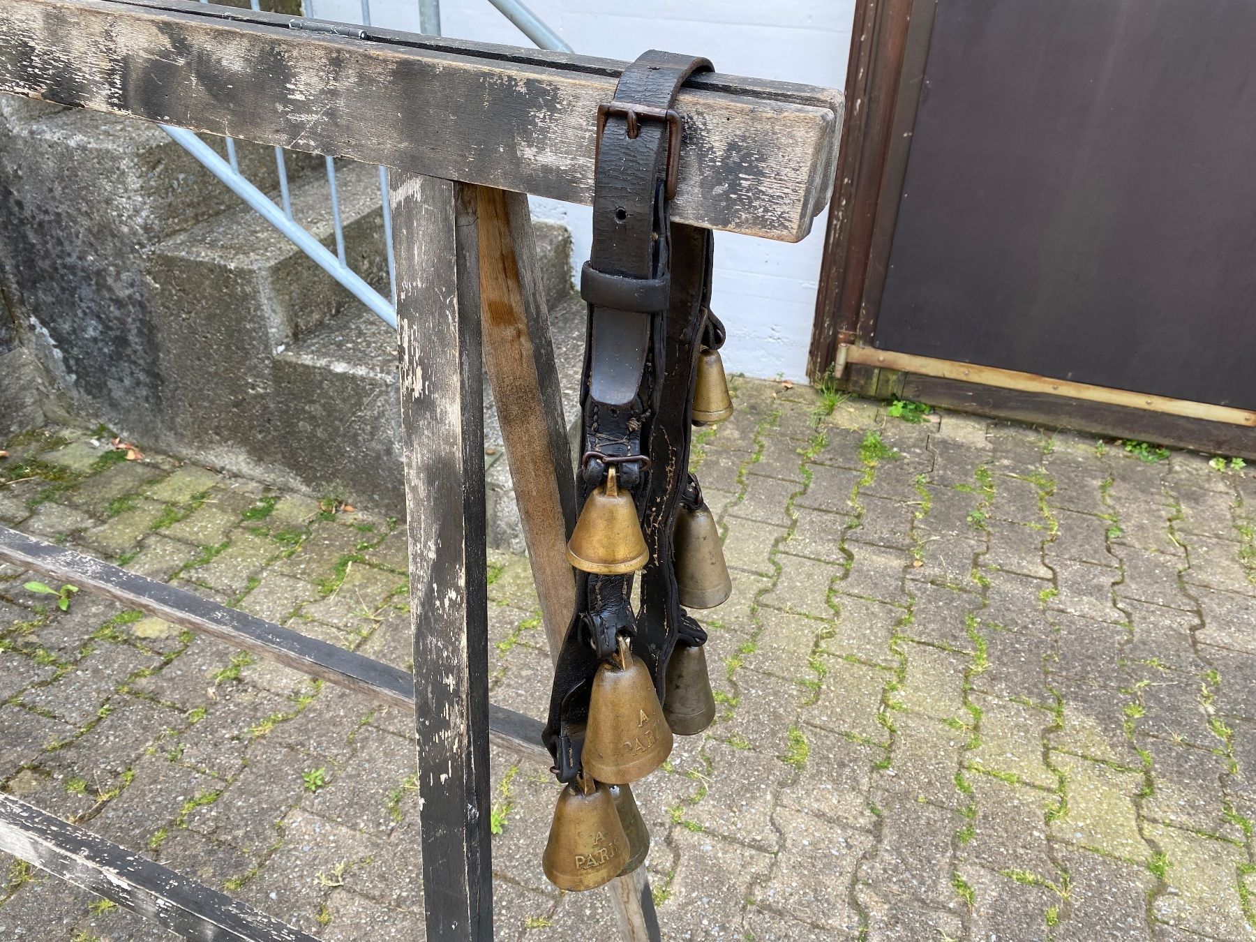 Campanacci mucche: antikes Pferdegeschell / Parisergeschell – Usato da Feldbach venduto da Fea1 5