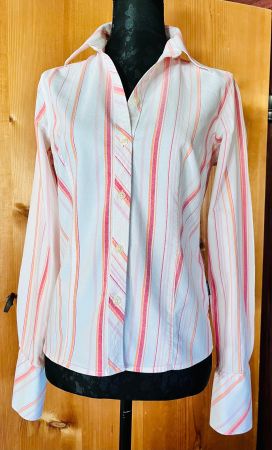Sportlich-elegante Damenbluse der Marke Bogner Jeans