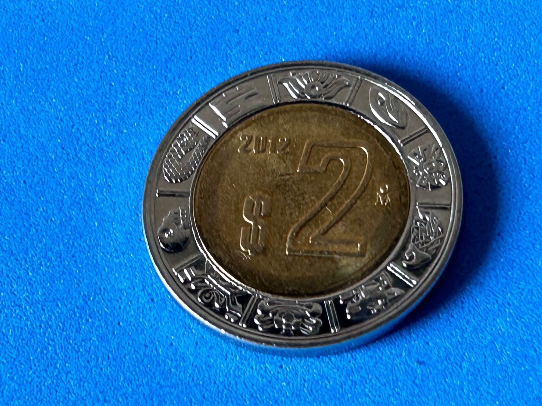 Toutes les monnaies: Mexico - 2 Pesos 2012 – D'occasion à Corcelles NE par AJKader 2