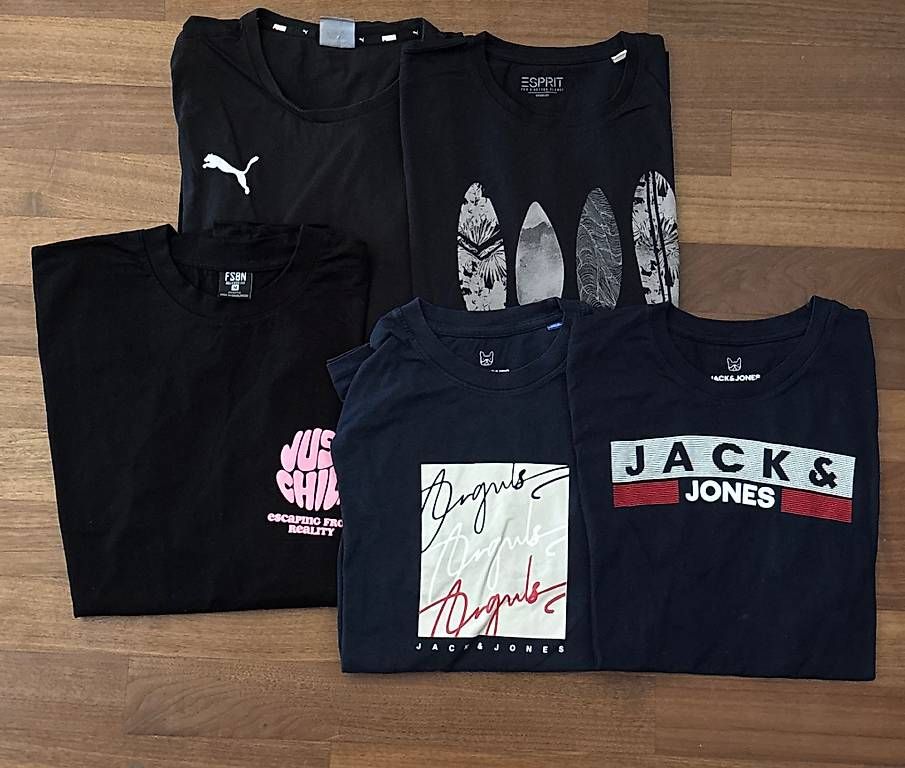 T-Shirts: T-Shirts BUNDLE – Gebraucht aus Willisau von lev_f6dx 2