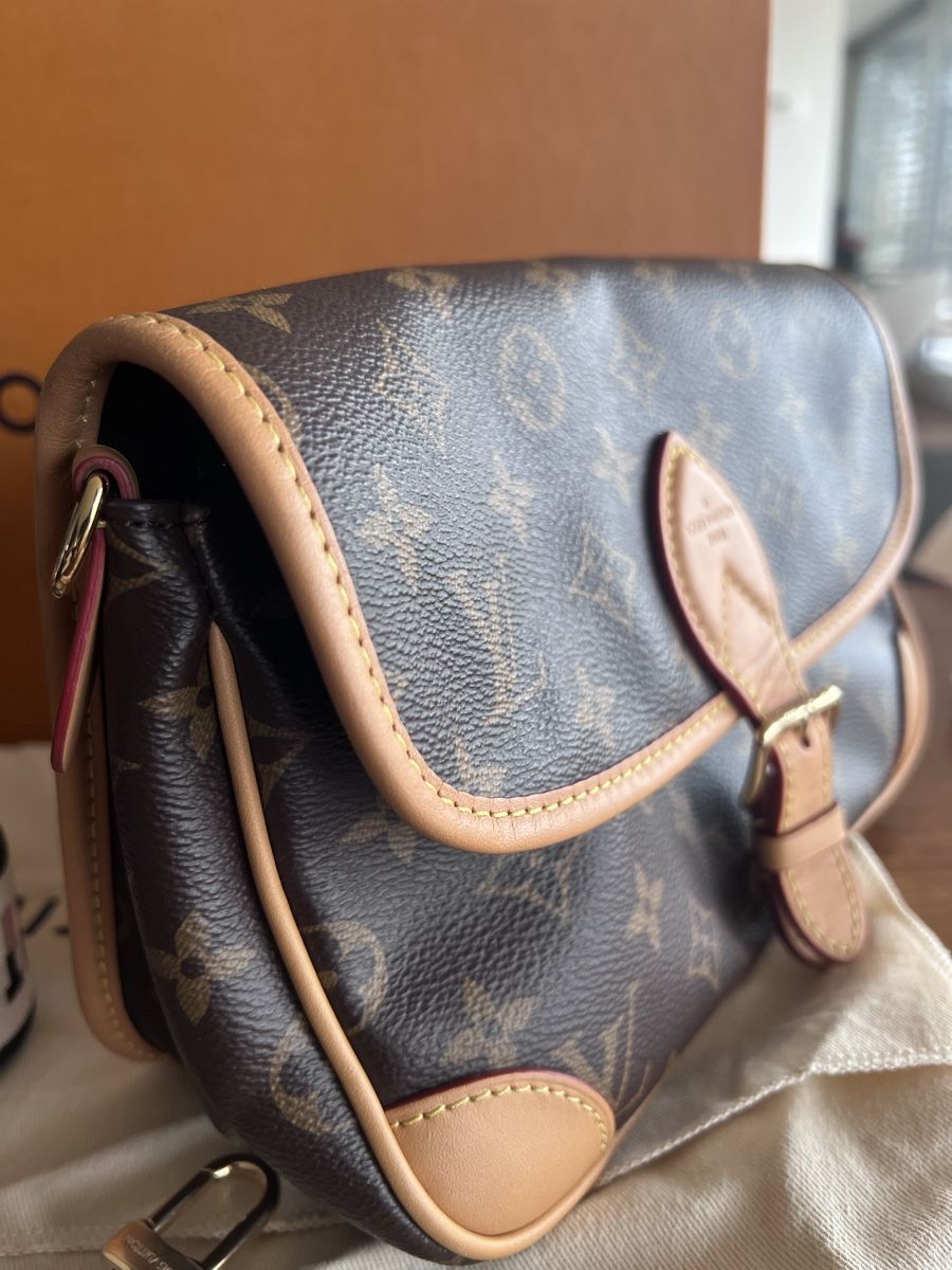 Louis Vuitton Taschen für Damen: Louis Vuitton Diane – Neu (gemäss Beschreibung) aus Eggenwil von London72 2