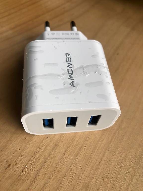 Unità & Adattatore: USB 3 Port Ladeadapter, Ladestecker – Nuovo (secondo la descrizione) da Zürich venduto da lino07