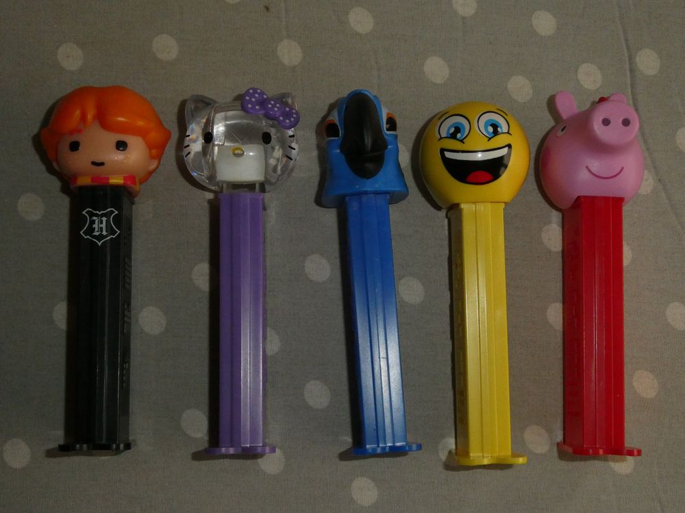 PEZ Nachfüller mit Nikolaus (Gebraucht) in Mels für CHF 3 – mit ...