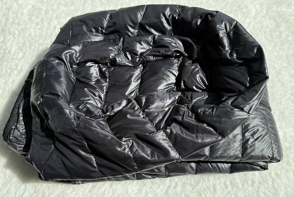 Uniqlo Giacche: UNIQLO light down Jacke Gr.M – Usato da Wilen b. Wollerau venduto da chocolady 3