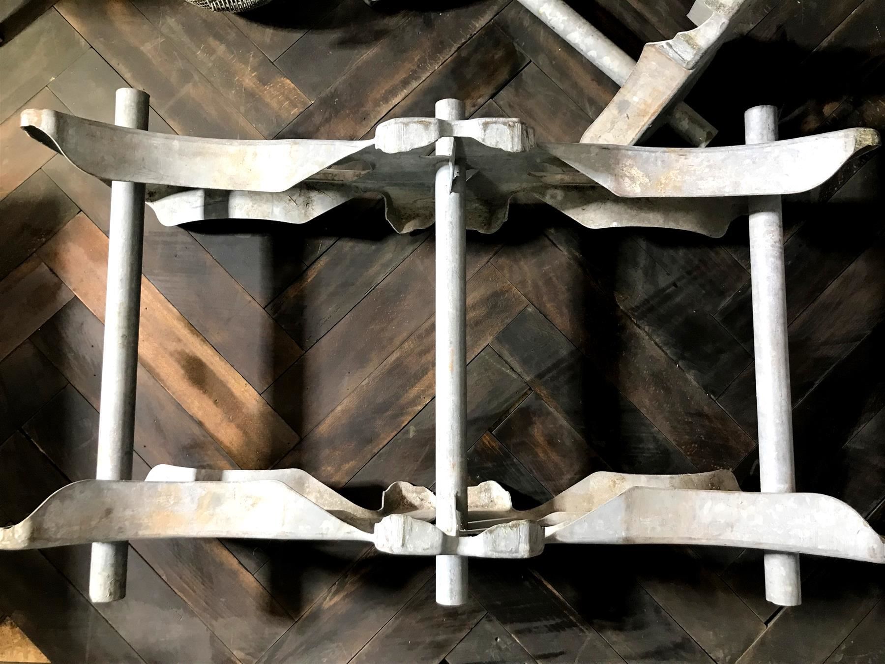 Altri mobili per ufficio: Tischbein Industrial Upcycling – Usato da Laufenburg venduto da industrial-silence 2