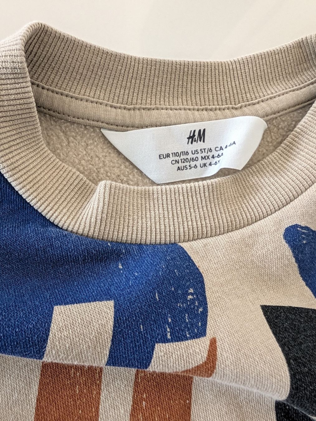 H&M Maglioni & Felpe: Pullover junge H&M beige bunt gemustert Grösse 110/116 – Usato da Kaisten venduto da Graeffhome 2