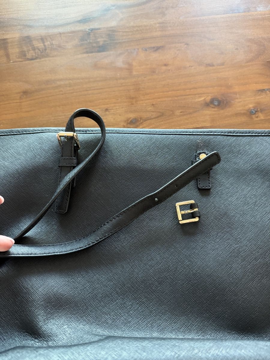 Michael Kors Borse da donna: Michael Kors Handtasche Schwarz – Usato da Pratteln venduto da sponiin 3