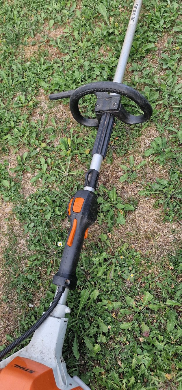 Stihl Tondeuses à gazon: Stihl FS94RC Profi Rasentrimmer – D'occasion à Tagelswangen par Axel_36 3