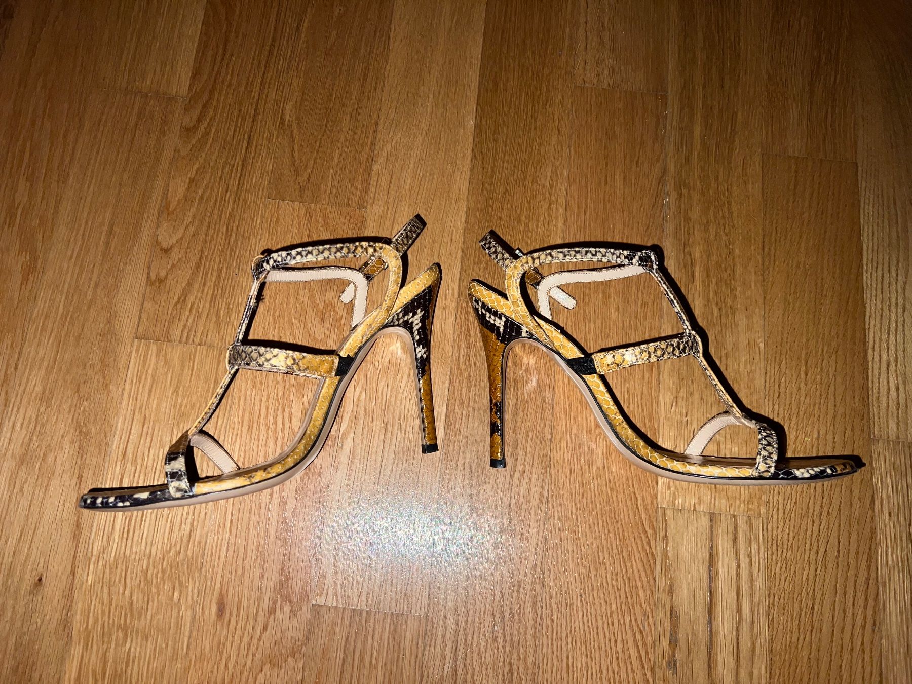 Scarpe da donna: Sandales Luciano Padovan NEW – Nuovo (secondo la descrizione) da Cologny venduto da PEACEANDLOVE 2