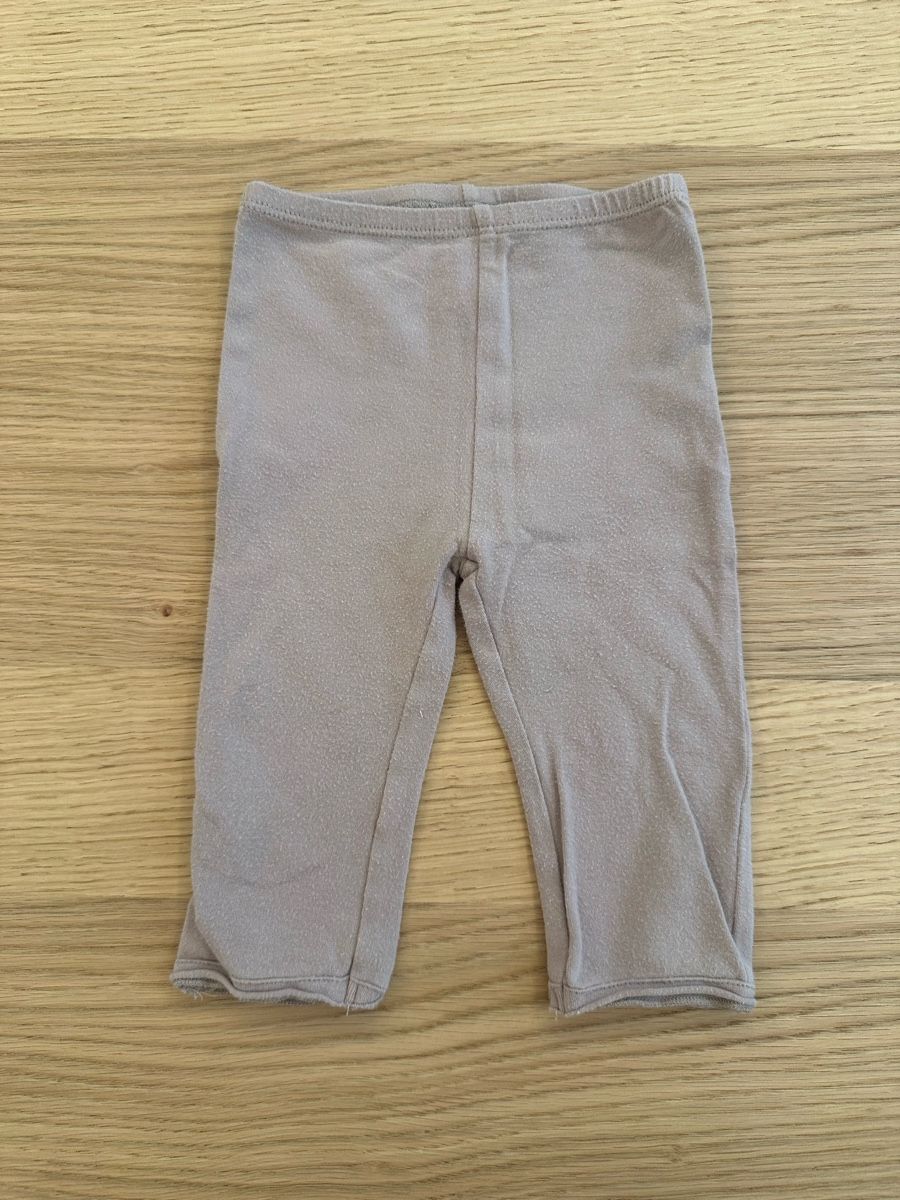 Strumpfhosen & Leggings: Mädchen Leggings Grösse 6 Monate – Gebraucht aus Zürich von emily.sch