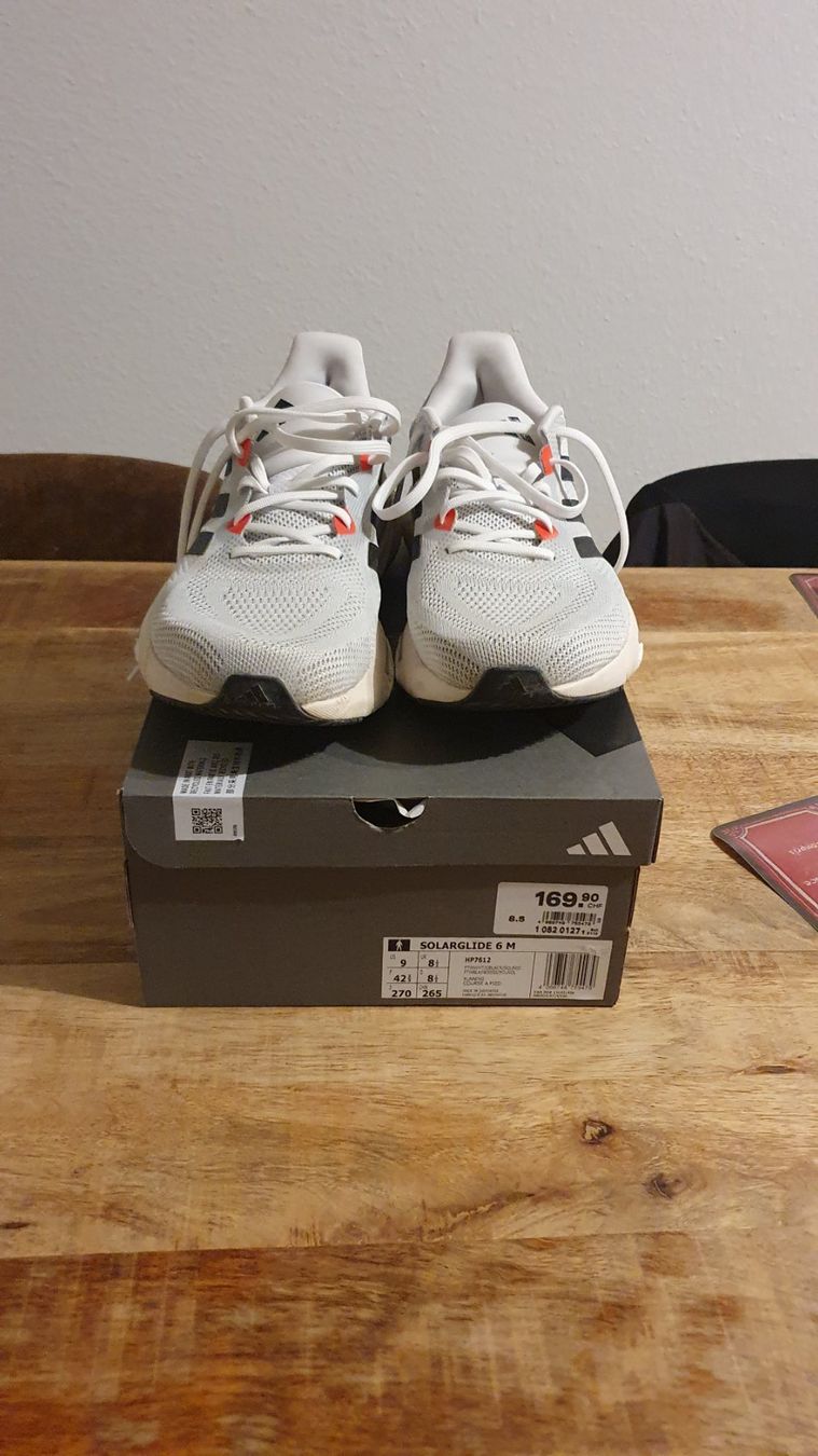 Adidas Scarpe da uomo: Adidas Solarglide 6 M – Nuovo (secondo la descrizione) da Petit-Lancy venduto da sis_c98p 1