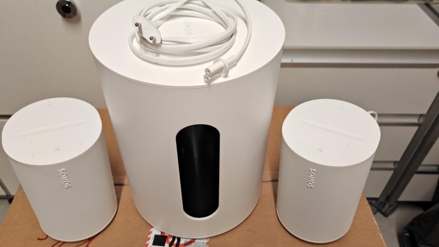 Haut-parleurs: Sonos Bundle Sub Mini + 2 Era 100 (weiss) – D'occasion à Niederrohrdorf par ursgut-vinyl