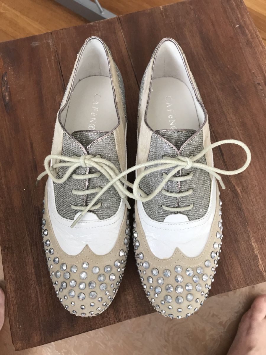 Damenschuhe: Café Noir Schnürschuhe, Gr.37, Leder mit Glitzersteinen – Gebraucht aus Meilen von delta-da-spica 1