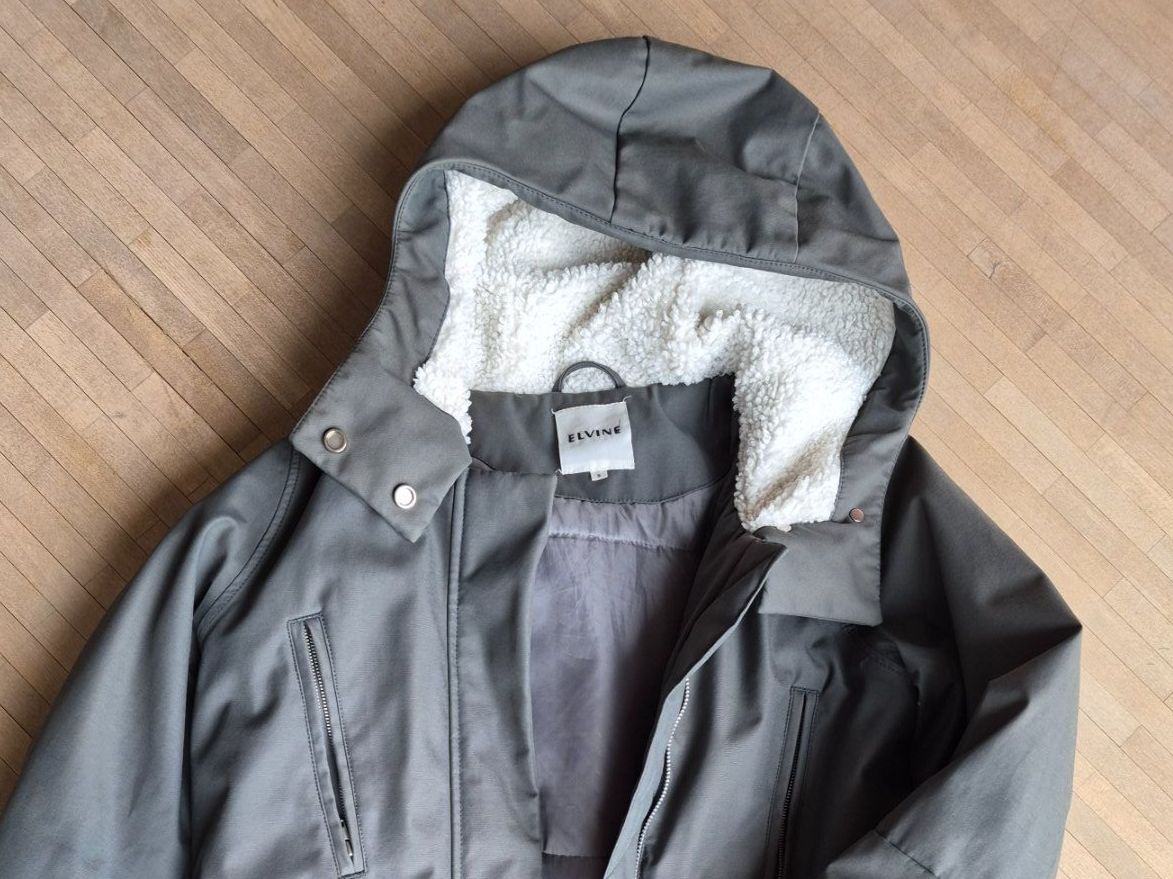 Elvine Giacche: Elvine Übergangs Jacke ... Design aus Schweden – Usato da Zürich venduto da Mokile