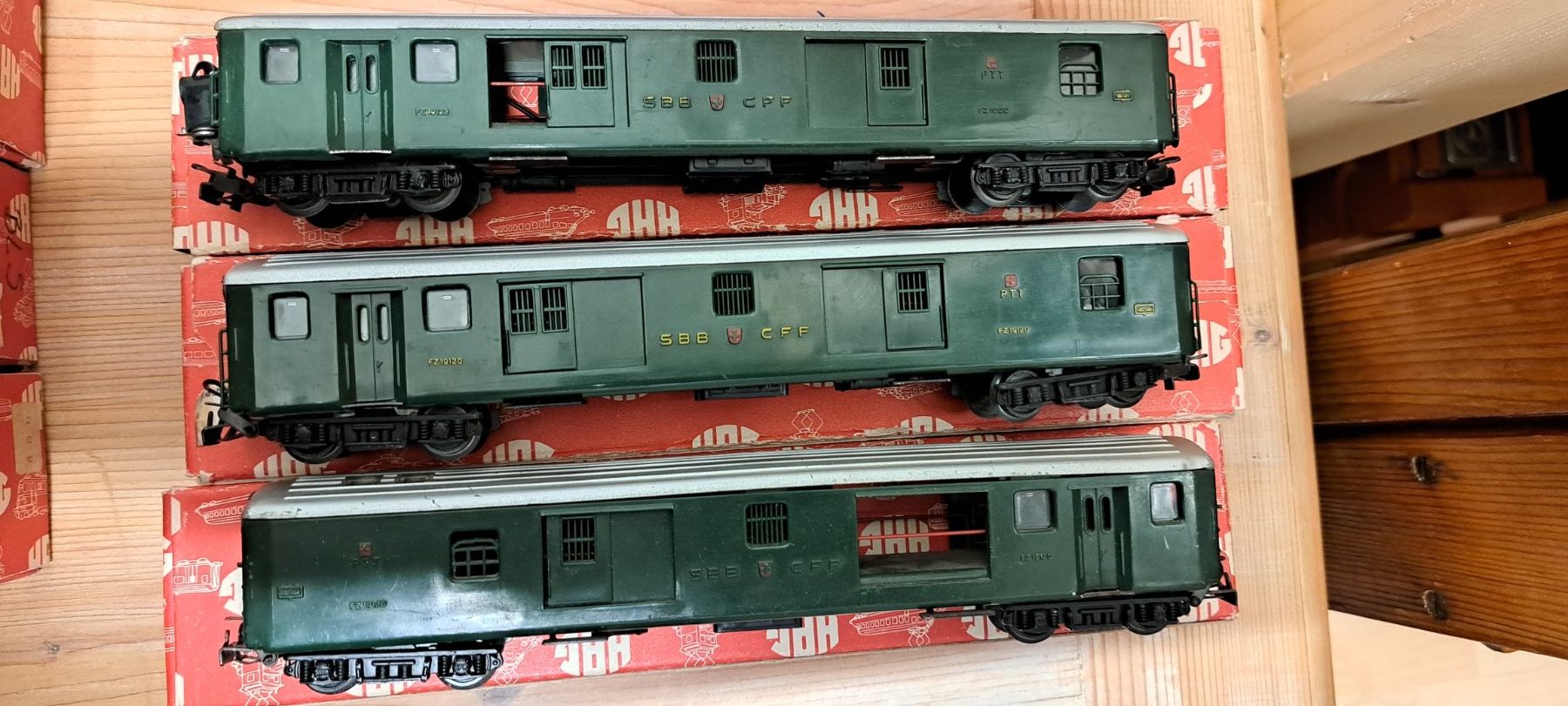 Hag Modelleisenbahnen: 14 Hag Personenwagen – Gebraucht aus Urdorf von Canyamel1 5