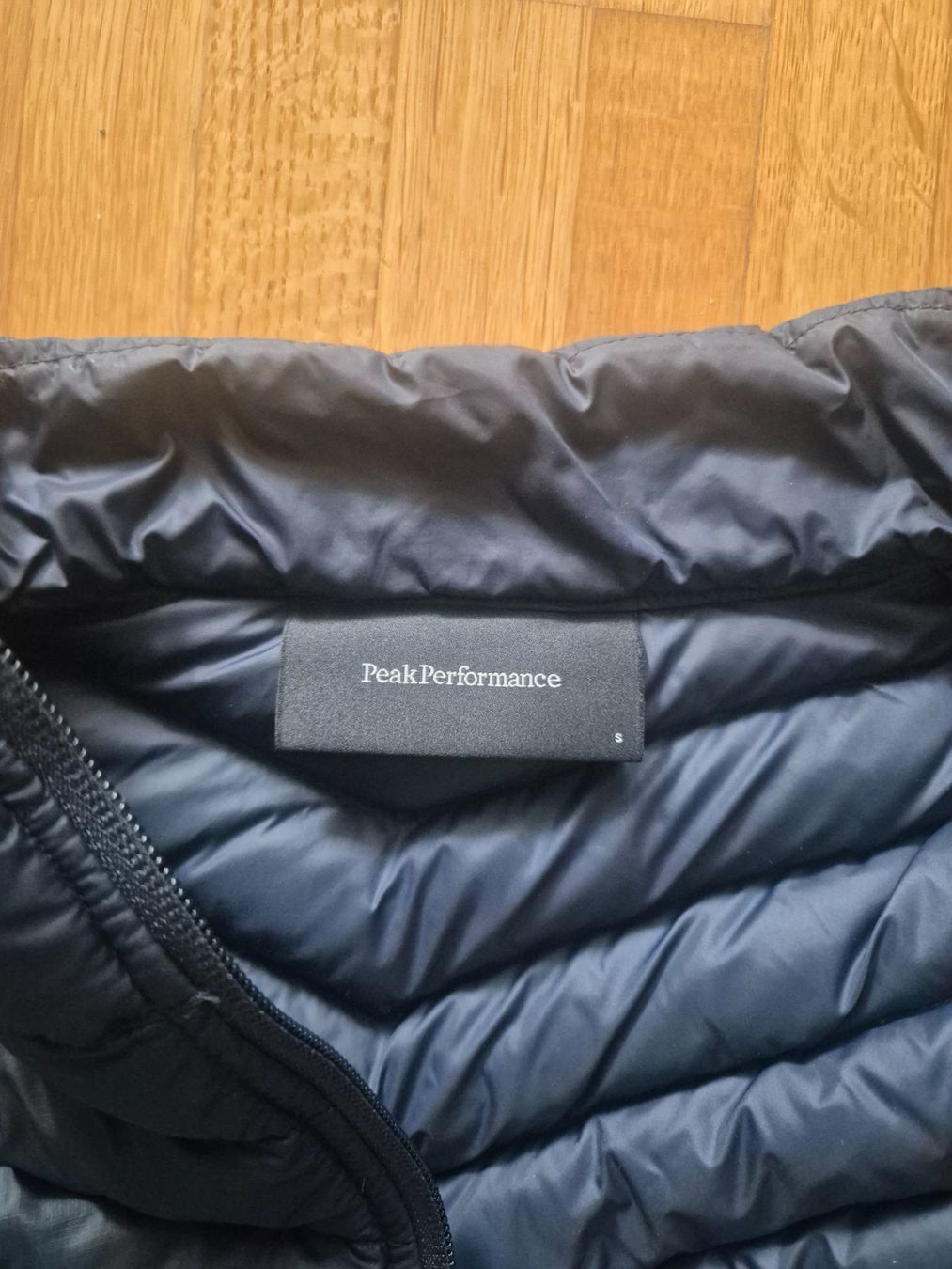 Peak Performance Gilet & Giacche senza maniche: Peak Performance Daunenweste Frost – Nuovo (secondo la descrizione) da Emmenbrücke venduto da redfilou 3