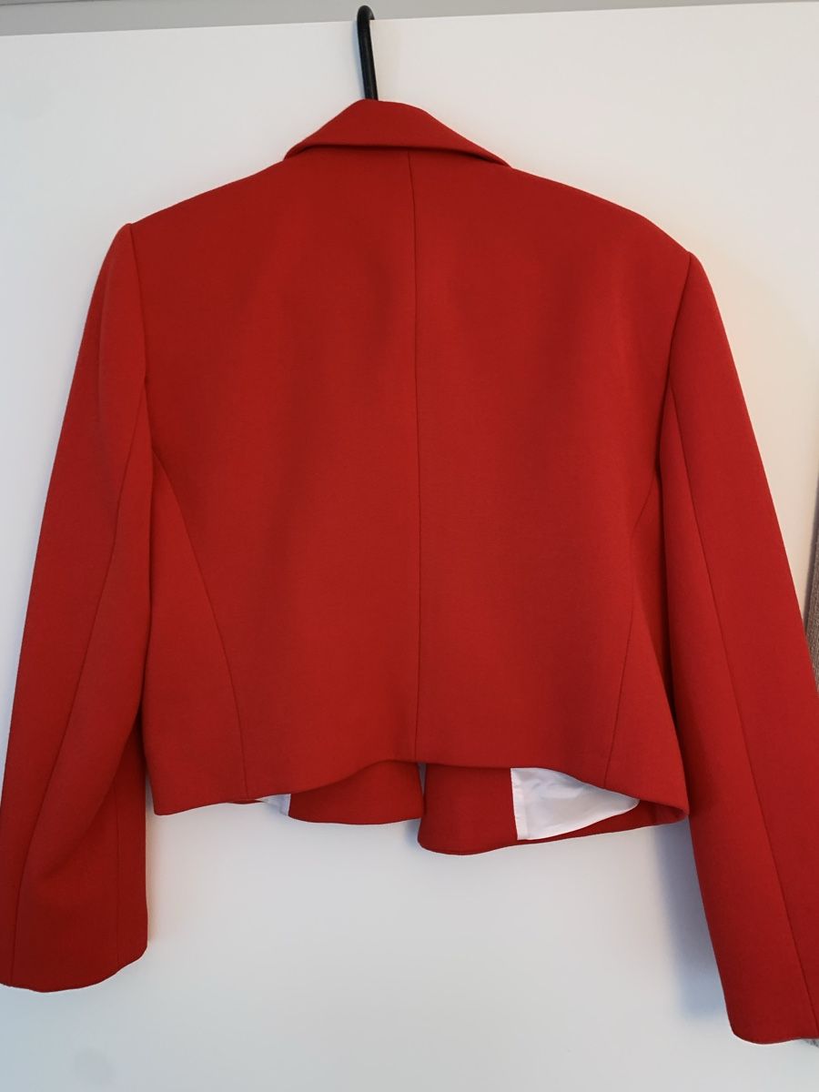 Giacche: Cropped Blazer rot Zara – Nuovo (secondo la descrizione) da St. Gallen venduto da delideja01 1