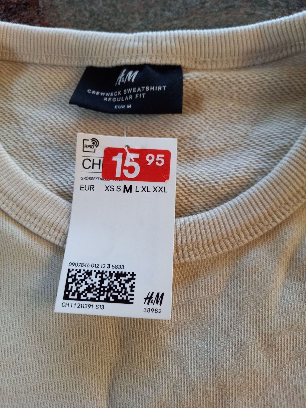 Pulls & Sweat-shirts: Neuer Pullover  M – Neuf (Voir description) à Bätterkinden par Elefantenzoo 3