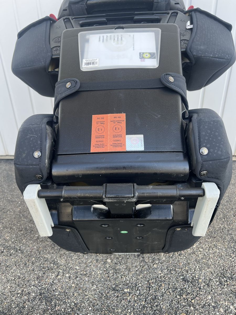 Kiddy Auto-Kindersitze: Kindersitz von Kiddy - Cruiserfix Pro3 – Gebraucht aus Uster von Glur1 1
