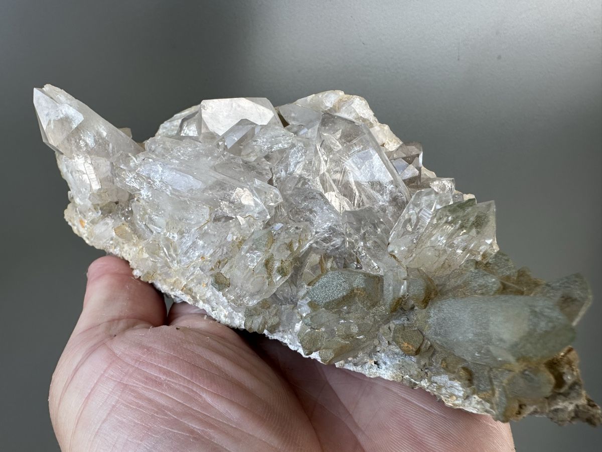 Minerali & Pietre curative: Fadenquarz Val Cavrein – Usato da Oberuzwil venduto da Crystall0 3