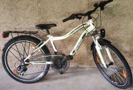 Vengo Mountain Bike white used condition