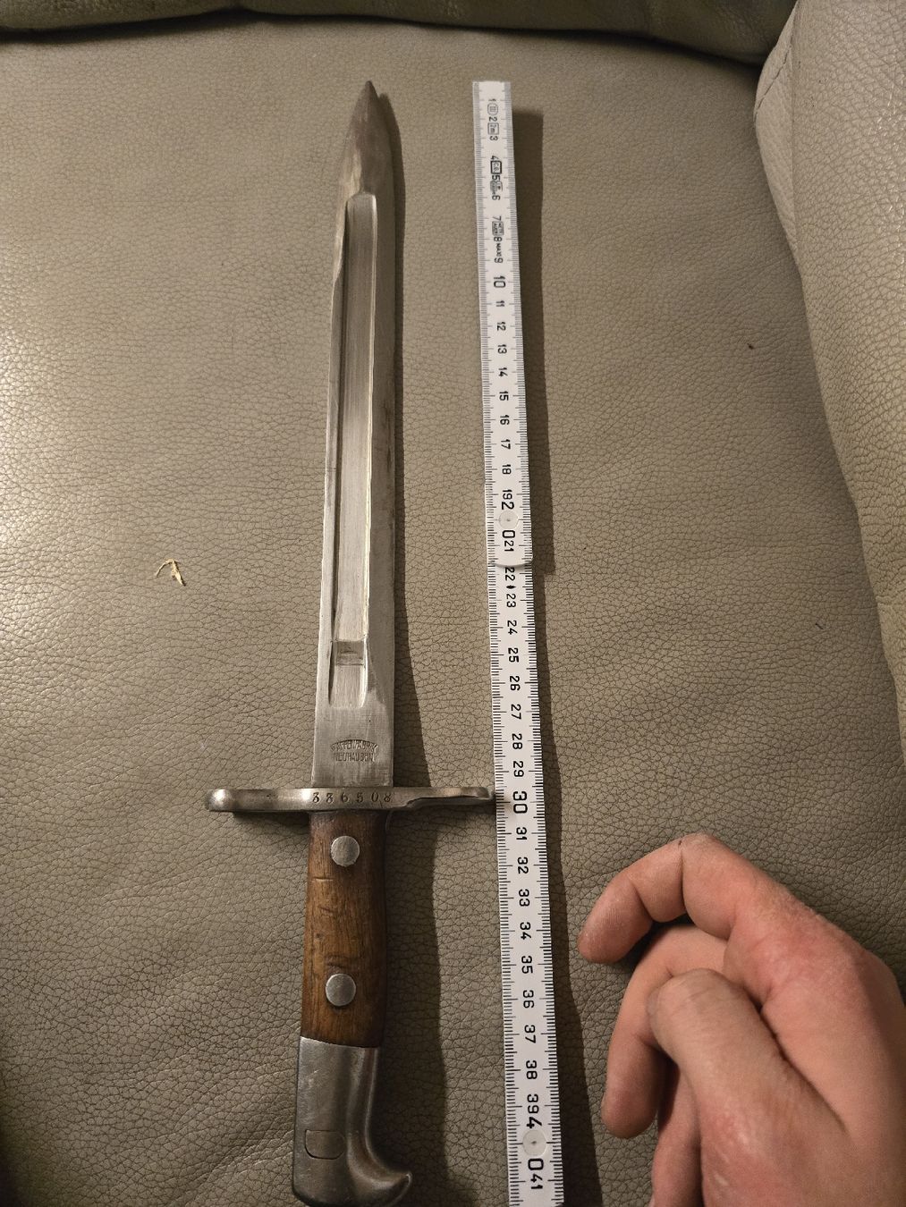 Schweizer Armee Stichwaffen: Schweizer Bajonette mit Wandtafel (D) – Gebraucht aus Rorschach von TimelessTrading 6