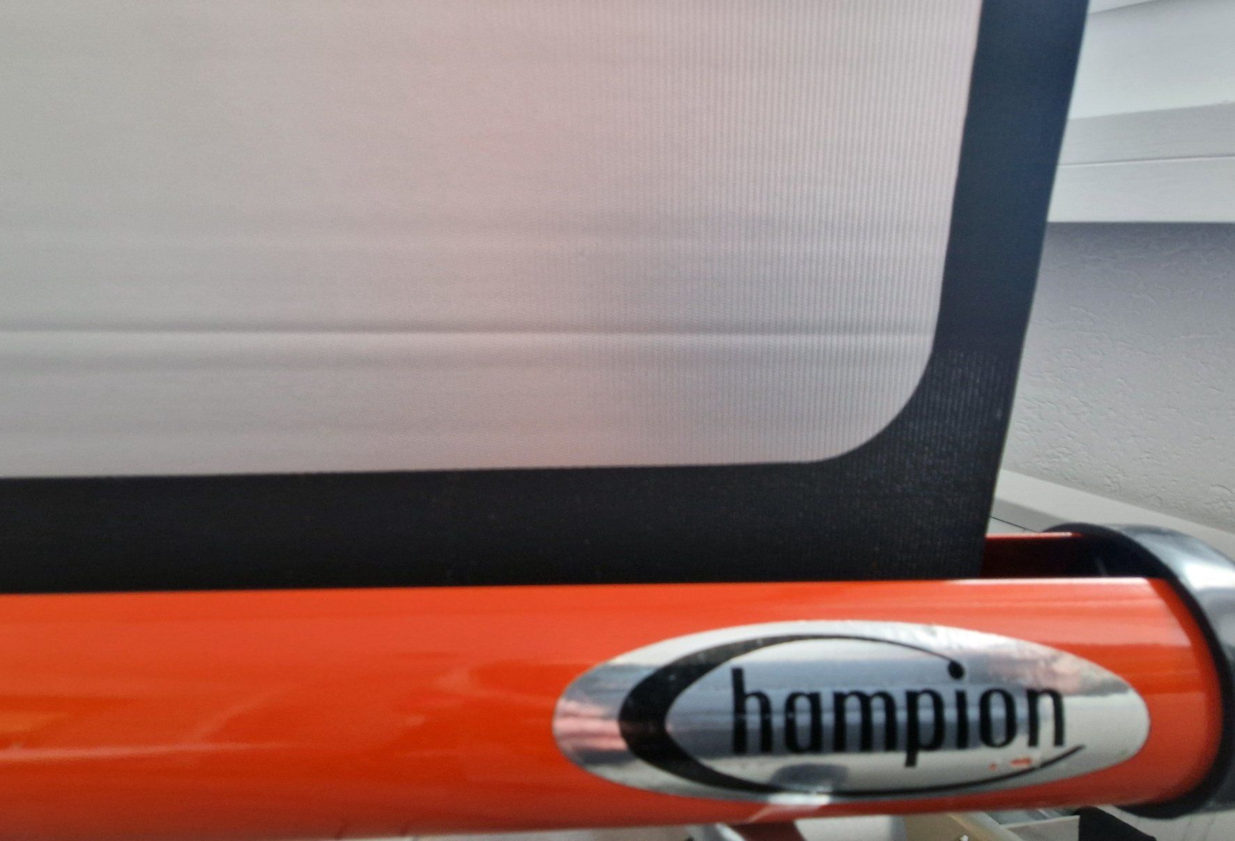 Heimkino: Kleine tragbare Rolloleinwand von Champion – Gebraucht aus Stallikon von sale-trade 2