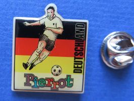 PIN, FUSSBALL DEUTSCHLAND, FLAGGE, PIERROT