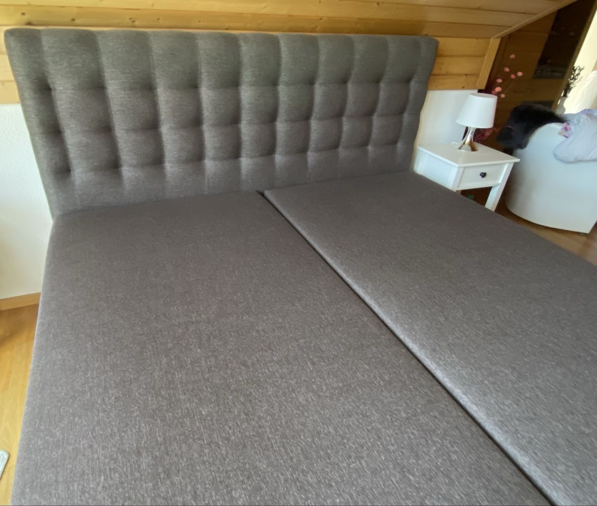 Betten: Boxspringbett braun top Zustand – Gebraucht aus Weinfelden von castaldi 1