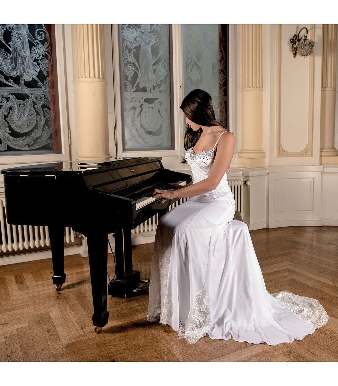 Vestiti: Brautkleid mit Swarovski Kristallen – Nuovo e nell'imballaggio originale da Brütten venduto da Diana098 4