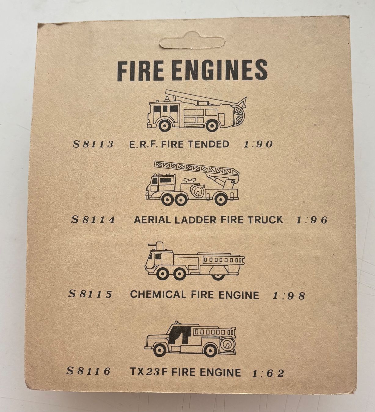 Kits de montage: Die Cast - Fire Engine / Camion de pompier – D'occasion à Neuchâtel par gefdeneuch 1