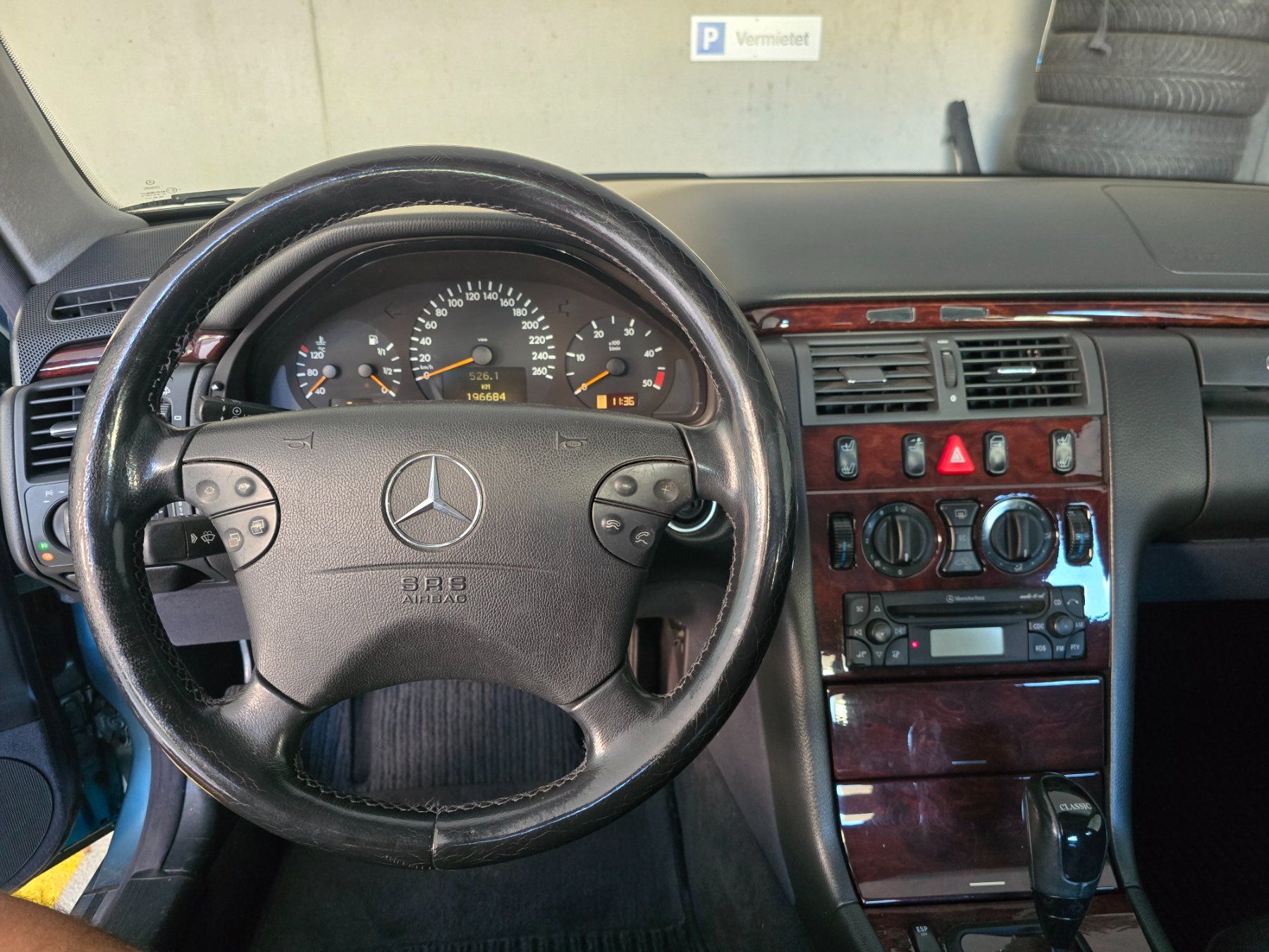 Mercedes-Benz Autos: Mercedes E220D – Gebraucht aus Wetzikon ZH von jet_c5m2 5