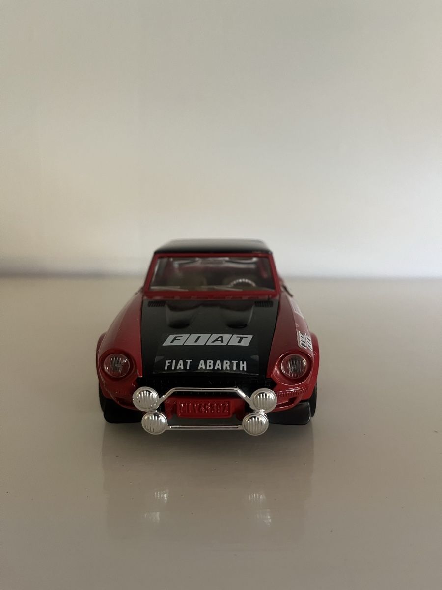 Bburago Modellini d'auto: Fiat 124 Abarth Rallye Bburago – Usato da Wabern venduto da Housi78 3