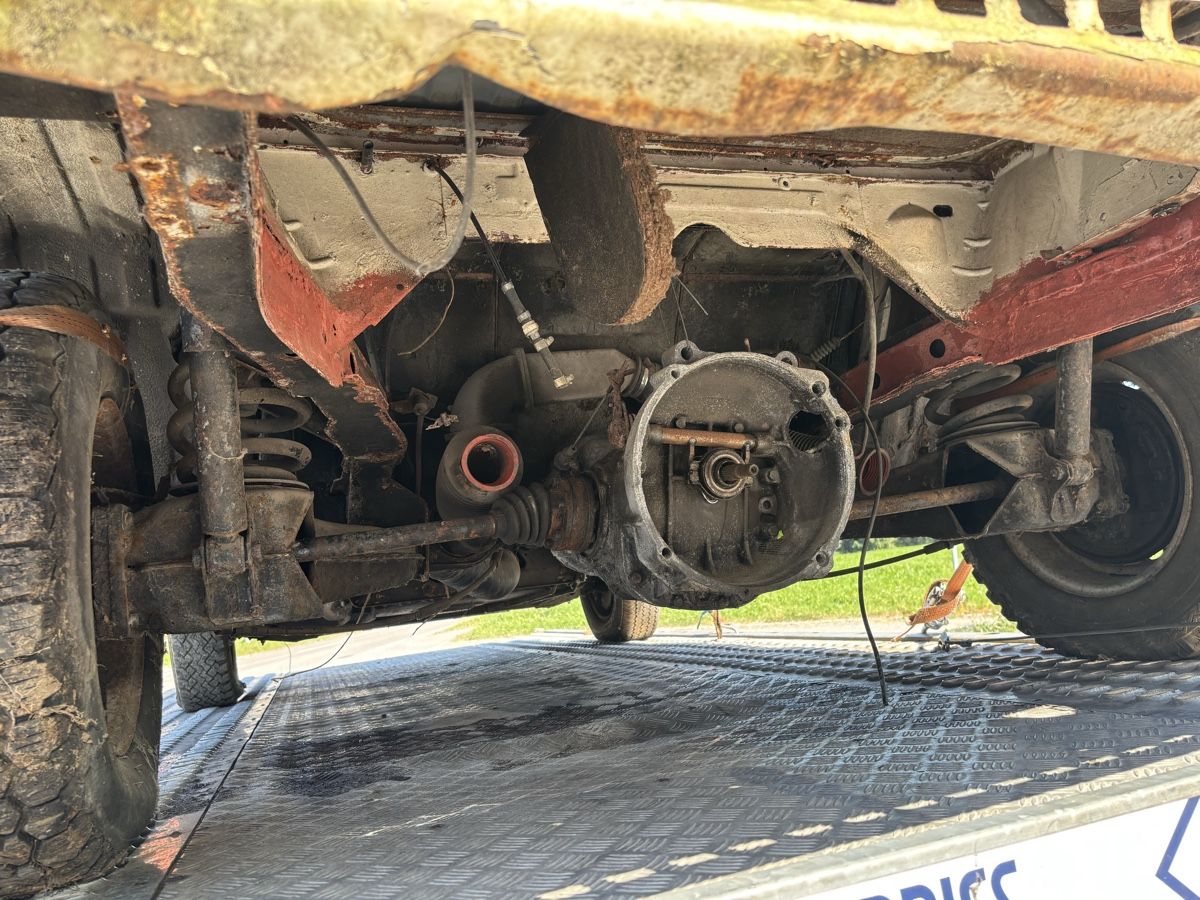 VW Automobili: Vw Bus T3 ca1981 Scheunenfund, Luftgekültermotor – Usato da Engelburg venduto da schrotti02 5