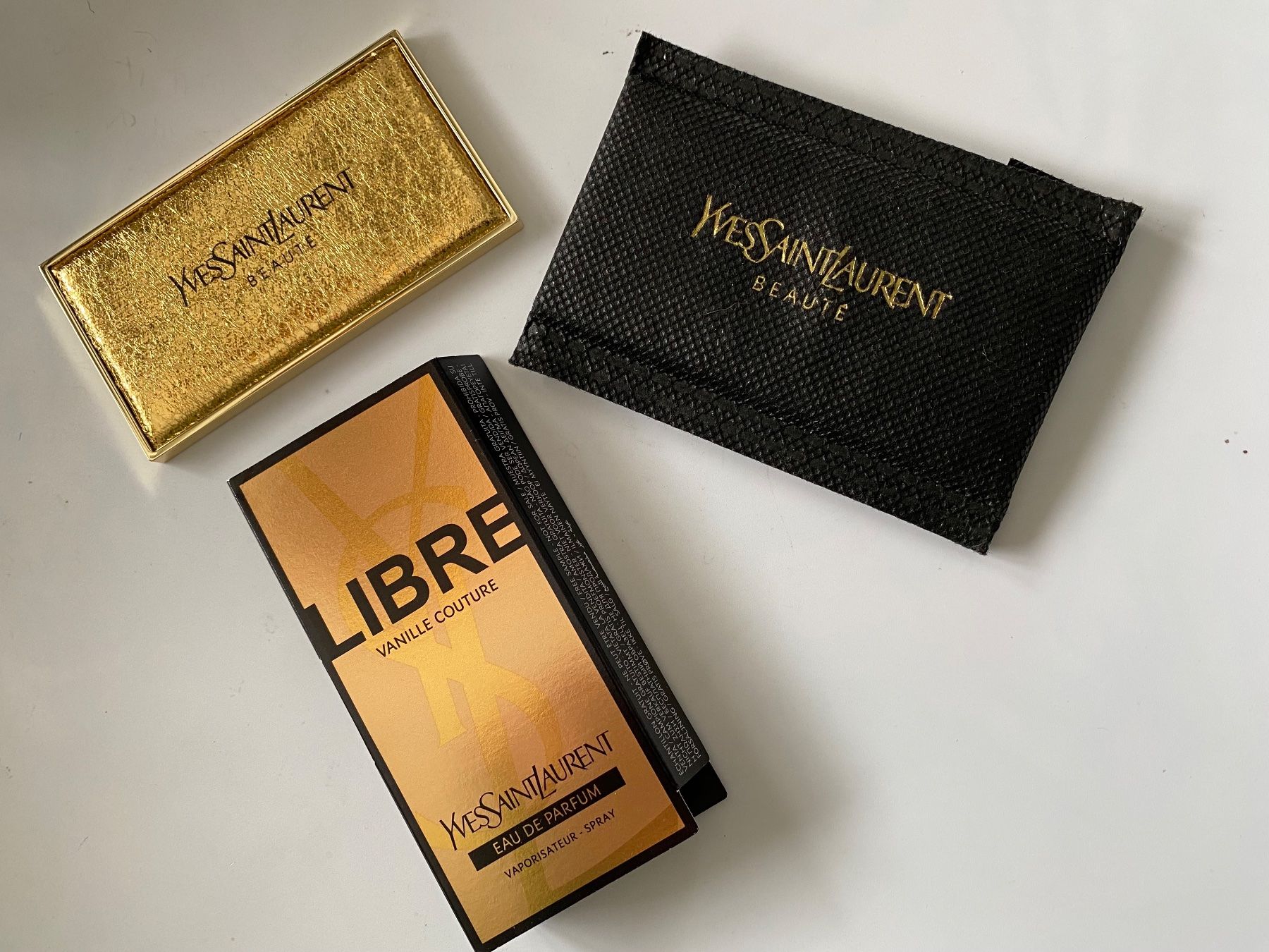 Saint Laurent Profumi & Eau de Toilette: Duo Libre Yves Saint-Laurent – Nuovo e nell'imballaggio originale da Bouveret venduto da wes_7zll