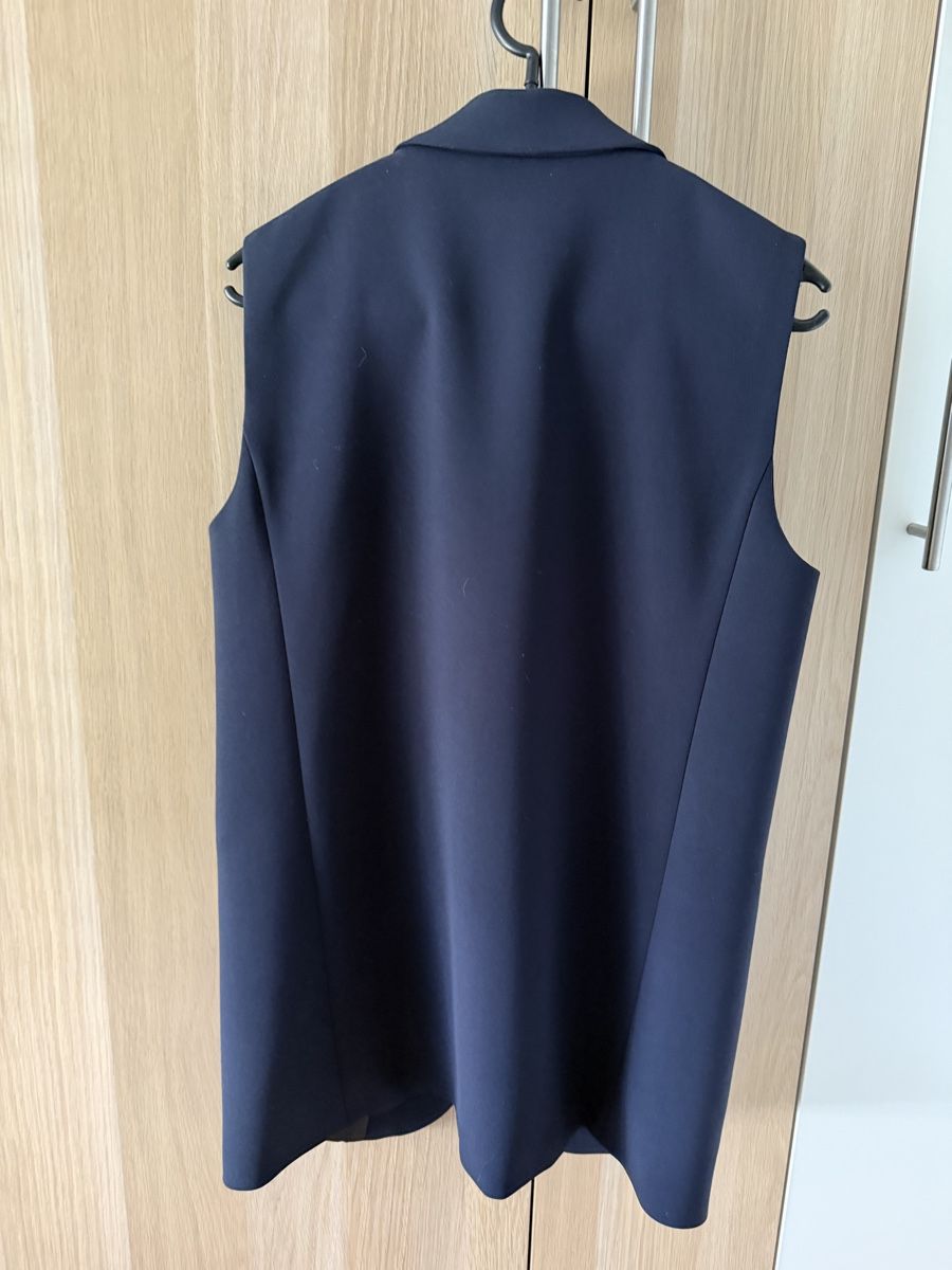 Max Mara Gilets: Max Mara Studio vest 42it  – D'occasion à Nyon par dasha107 1