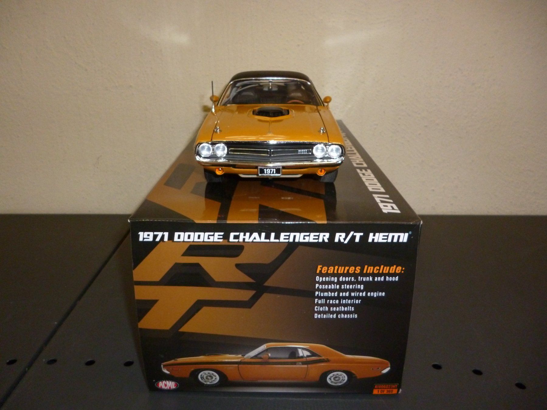 Dodge Modellautos: Dodge Challenger 426 Hemi 1971 1:18 ACME – Neu und originalverpackt aus Niederwil SG von Kaicorner03 2