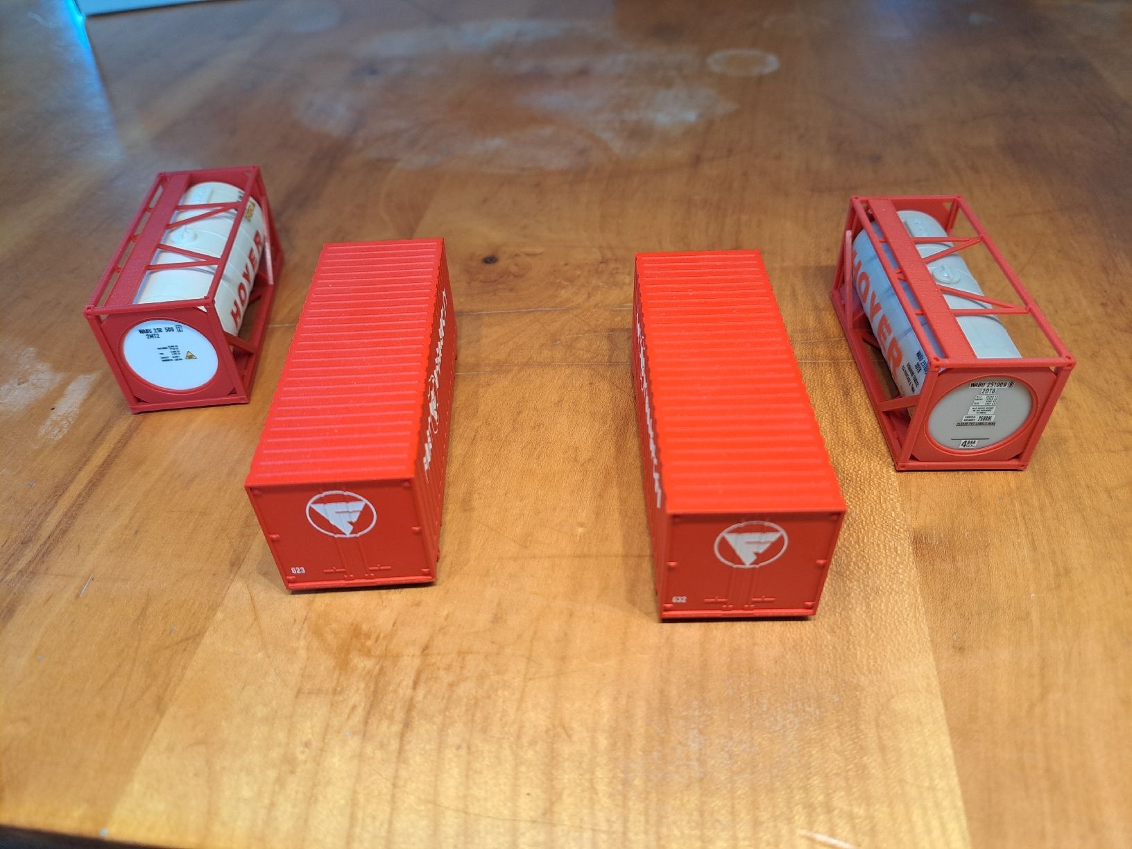Märklin Modelleisenbahnen: Märklin Container – Gebraucht aus Schönenwerd von Davidlangon 1