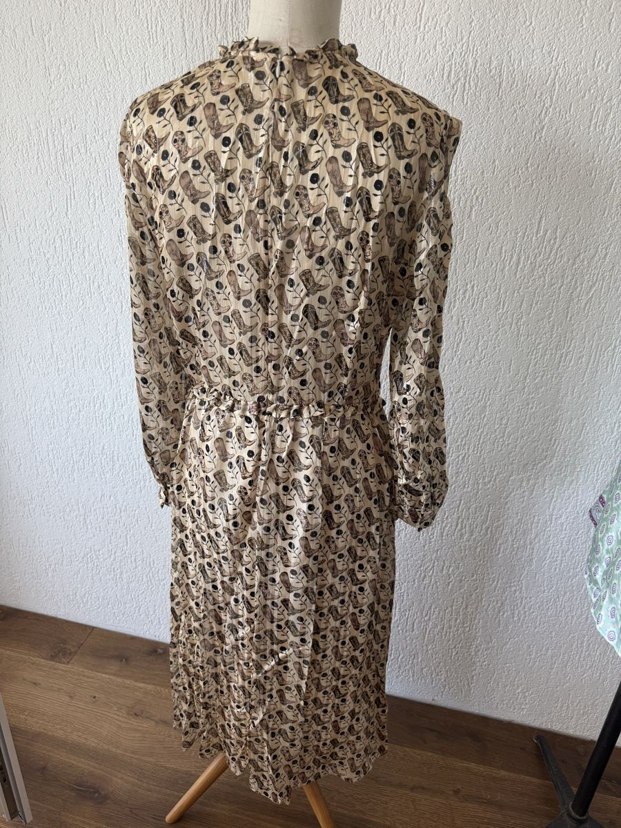Sandro Kleider: Sandro Seidenkleid Grösse 42 – Gebraucht aus Nidau von Preloved_Nidau 1