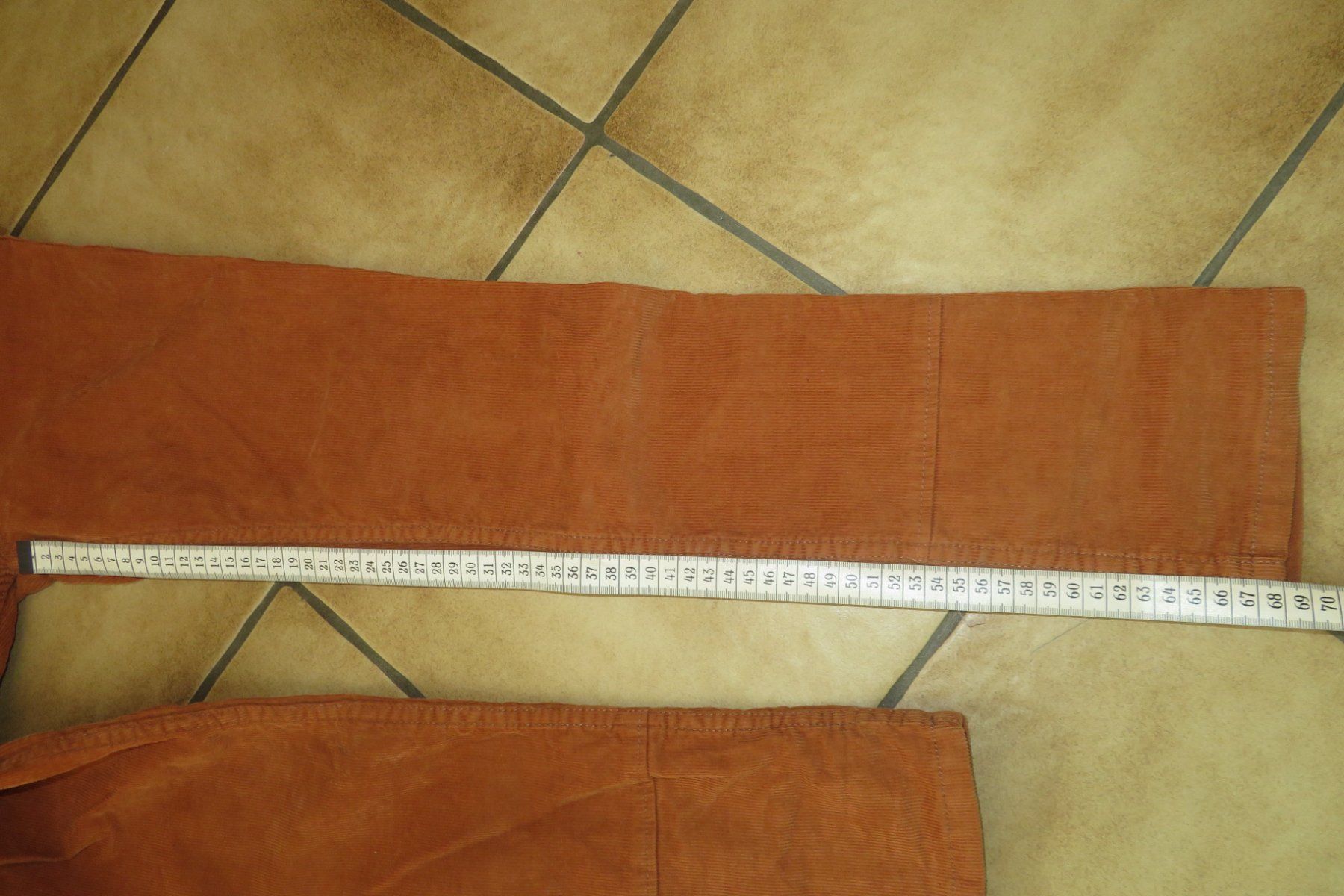 Vertbaudet Pantaloni: Vertbaudet Cordhose in Gr. 146-152 – Usato da Steckborn venduto da Bibendum02 2