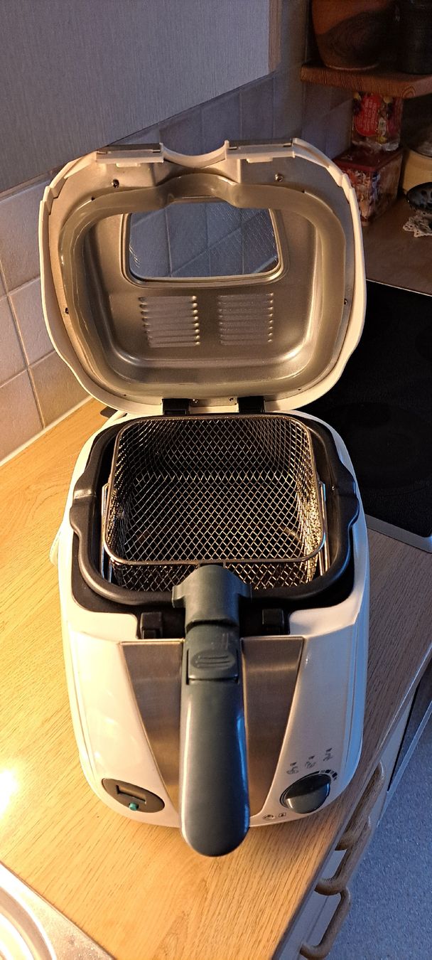 Primotecq Elettrodomestici da cucina: Fritteuse DF 2000 Primotecq – Usato da Zuerich venduto da Mocambo19 2