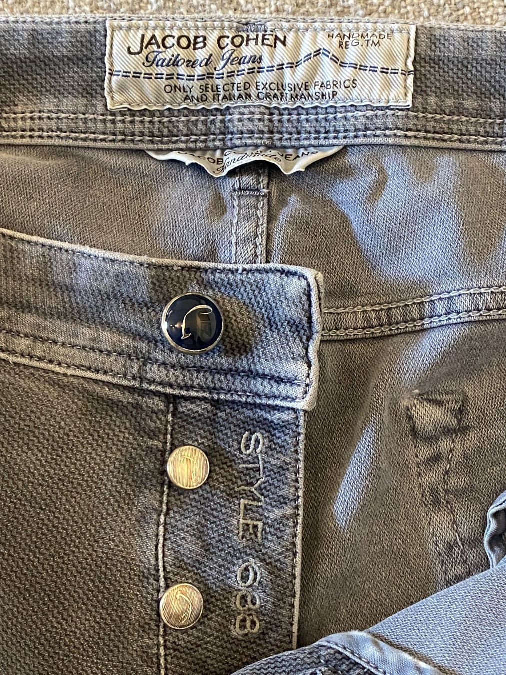 Jacob Cohën Jeans: Jacob Cohën-Herrenjeans, Grösse 38, grau, gebraucht – Gebraucht aus Thalwil von Grossfami6 3