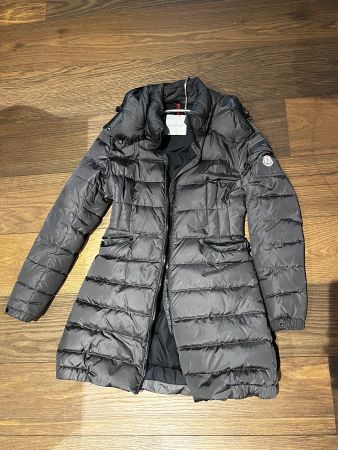 Moncler lange Daunenjacke in Braun T2 (M)
