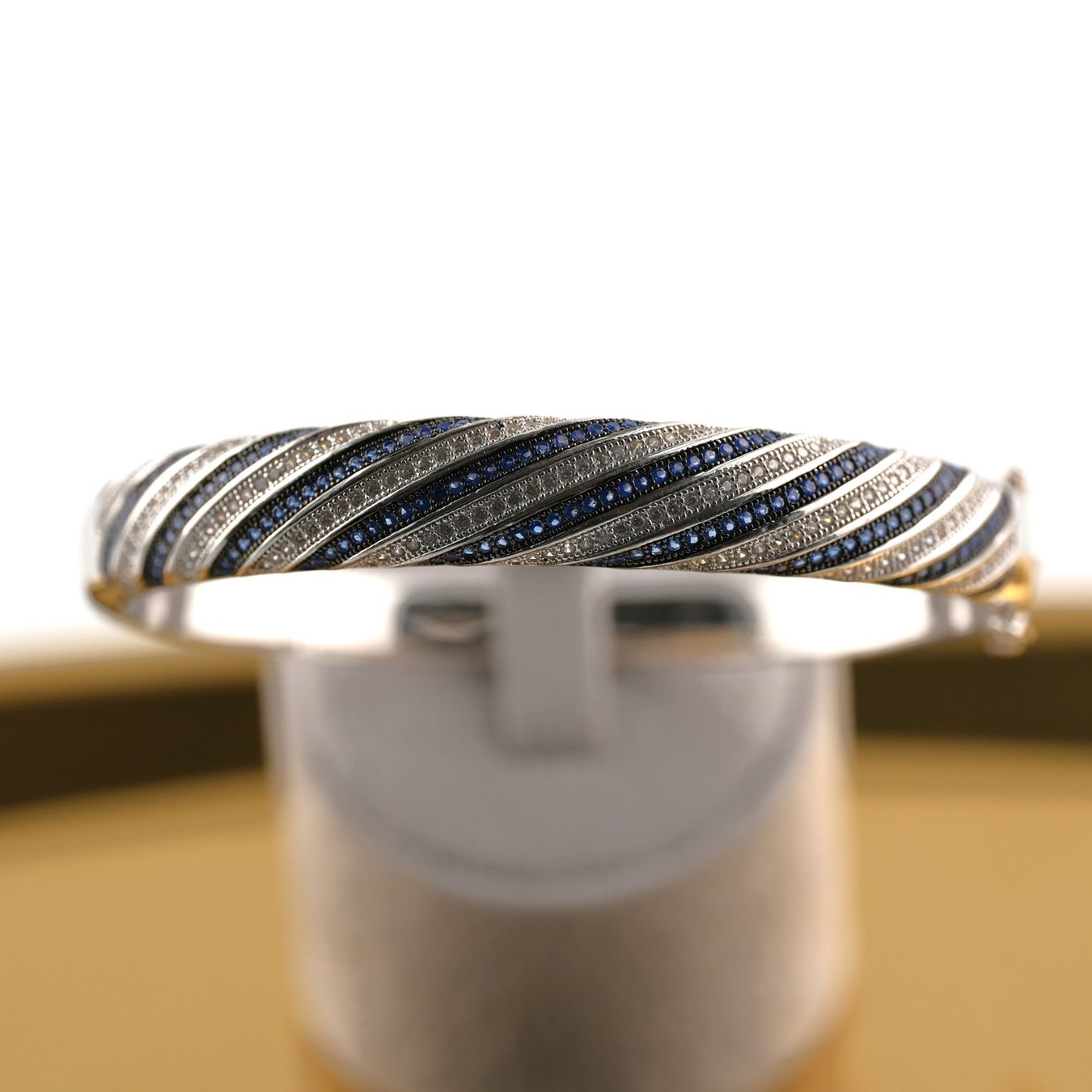 Bracciali & Braccialetti: Silberarmreif 925 – Usato da Basel venduto da Vip24