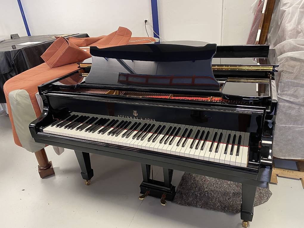 Instruments de musique: Piano à queue Steinway M – D'occasion à La Tour de Peilz par olti02 1