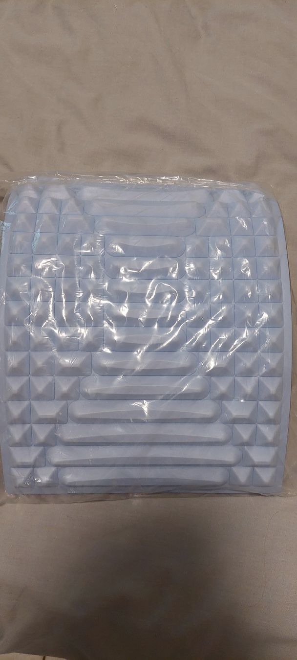 Medizinische Geräte: Rückendehner – Neu und originalverpackt aus Oeschgen von Binchen75